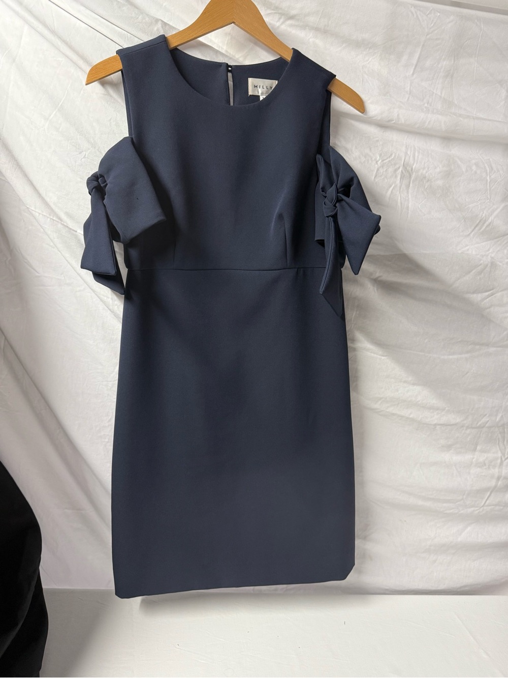 Milly Sleeveless Navy Cold-Shoulder Dress with Tie Details size 6